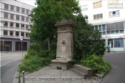 klassizistische Brunnen am Haugerkirchplatz